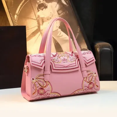 ARTFUL EMBROIDERED LEATHER BAG